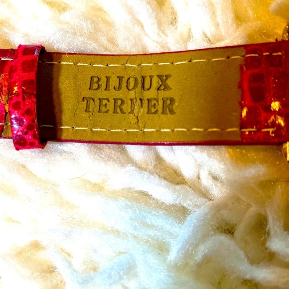 BIJOUX TERNER CRANBERRY RED PINK & GOLD EMBOSSED REPTILE LEATHER WRISTWA… - Picture 3 of 6